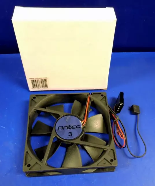 NEW Antec TriCool AT-12/SC 120mm Computer PC Case FAN 4-Pin 3-Speed Switch / BOX