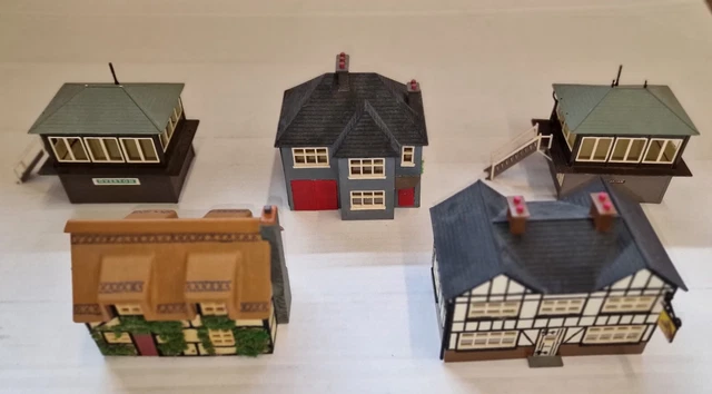 airfix model railway buildings