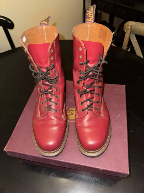 Doc Martens 1490 10hole.Made In England. Quilon/oxblood. 9us. Near Perfect W Box