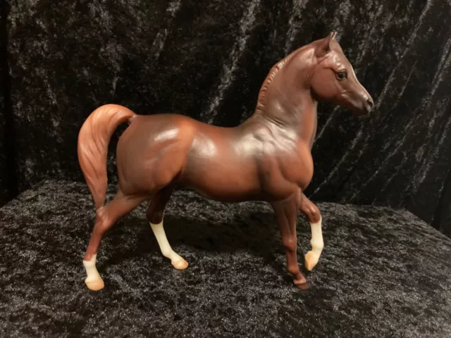 Classic Breyer Horse: No. 662 Arabian Stallion; matte liver chestnut