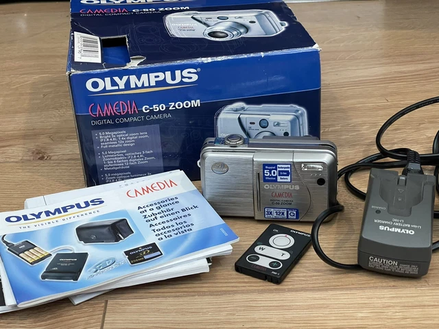 Olympus Camedia C-50 Zoom 5.0MP Compact Digital Camera Silver + Charger Faulty