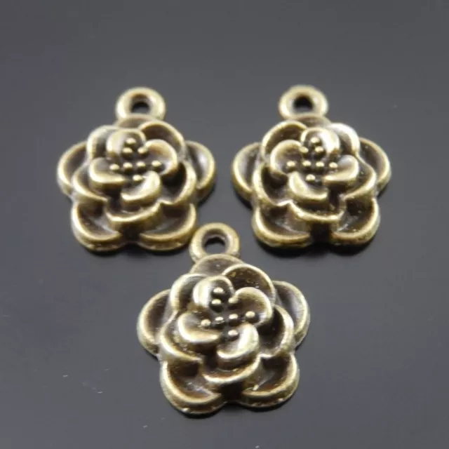 60X Antike Bronze Legierung Blume Geformt Charme Anhänger Kunst Schmuck 33112