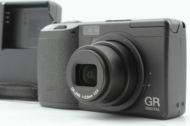 【Near MINT w/ SD Card】 Ricoh GR Digital 8.1MP Compact Digital Camera from JAPAN