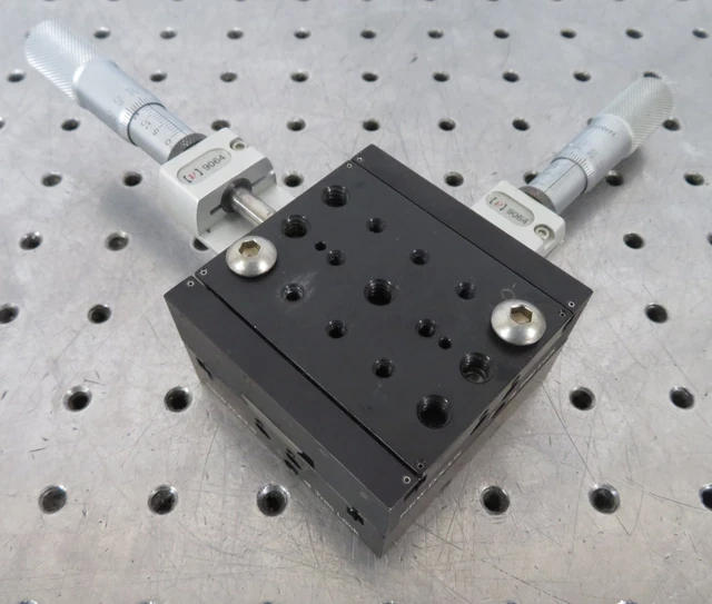 C186731 New Focus 9064 XY 25mm Micrometer Linear Positioning Stage