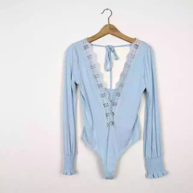 Willow & Clay Womens Bodysuit Light Blue Lace V-Neck Long Sleeve Size M 3