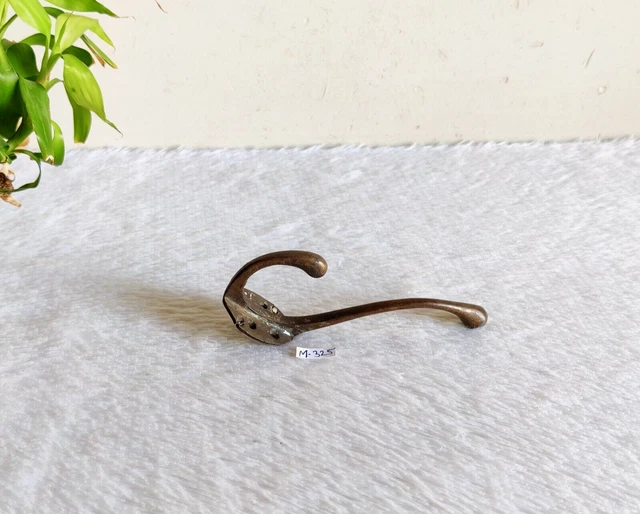 Vintage Ornate Brass Wall Hook Hanger Decorative Collectibles M325