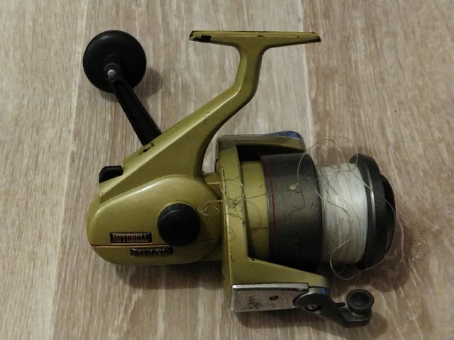 Moulinet de pêche en mer antique en acajou