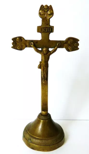 Petit crucifix en bronze 19e siècle croix Christ miniature