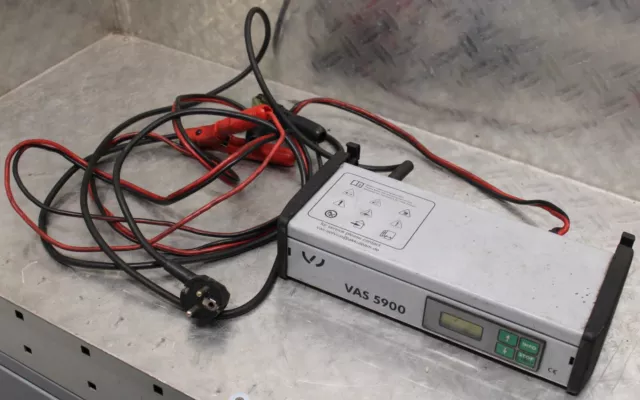 VW Batterie-Werkstattladegerät Batterieladegerät VAS 5900 6V 12V 24V (2)