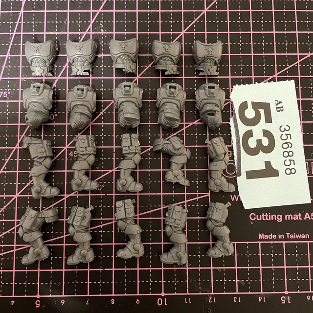 Zaino Space Marine PRIMARIS REIVERS - Punte 40K - IT - Foto 2