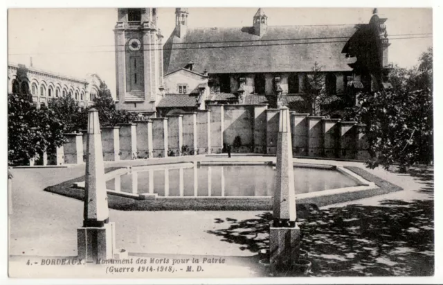 CPA 33 BORDEAUX Monument des Morts pour la Patrie (Guerre 1914-1918)