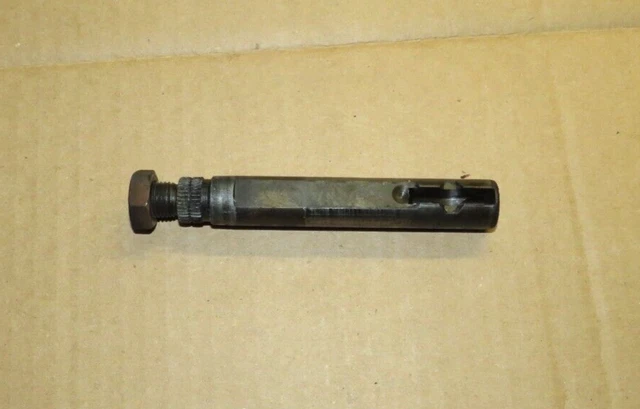 1984-1989 Corvette C4 Steering Column Top Shaft w/Nut, GM 7829047