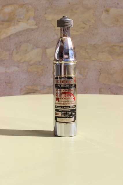 petit extincteur ancien