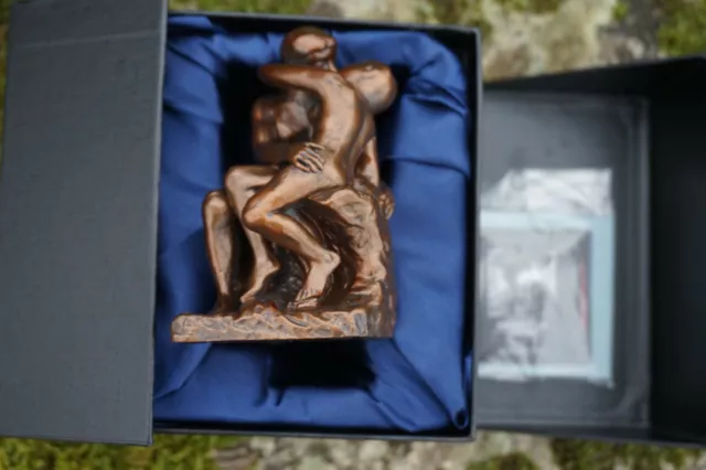 Pa02Ro   Figurine Statuette Reproduction Le Baiser Le Meringue Rodin Parastone