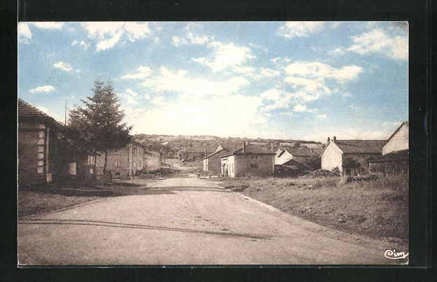 CPA Esnes-en-Argonne, Rue principale