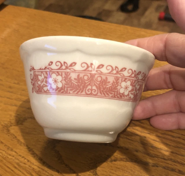 1 Vintage Syracuse China Strawberry Hill  Red Flowers Desert/or custard bowl EC