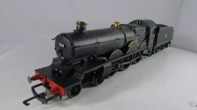 Hornby Cadbury Castle Class 4-6-0  7028 - OO GAUGE