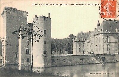 CPA/DEP 79  /ST LOUP SUR THOUET LE CHÂTEAU 