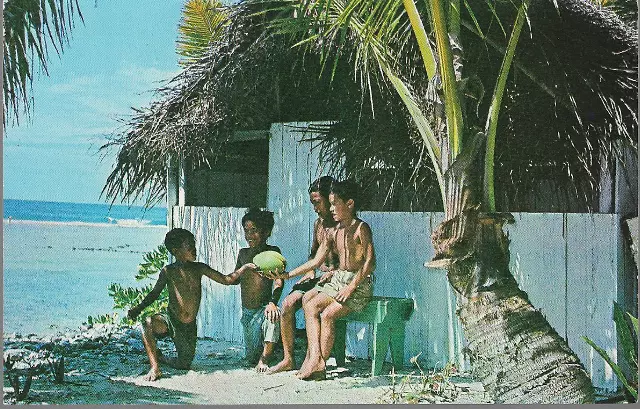 Rarotonga, Cook Islands - boys playing - postcard c.1960s