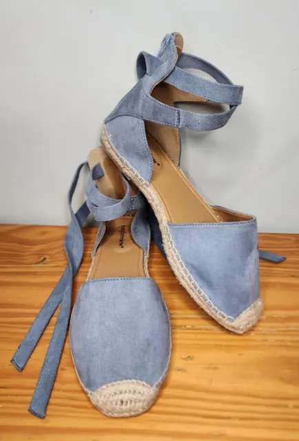 Comfortview Shayla Blue Suede Espandrille Strappy Flat Sandals - Women's 9.5WW