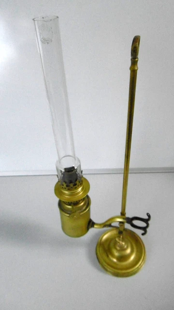 Antigua Lámpara De Aceite de Mano O Sobre Oficina Bronce Macizo