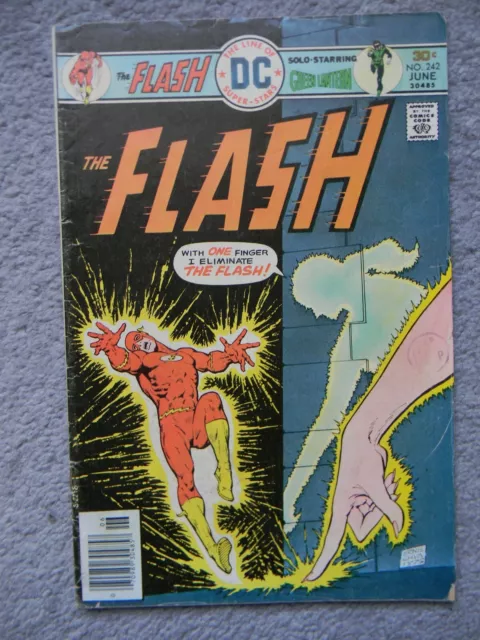 The Flash #242 - DC Comics - Jun.1976 - Green Lantern in separate story