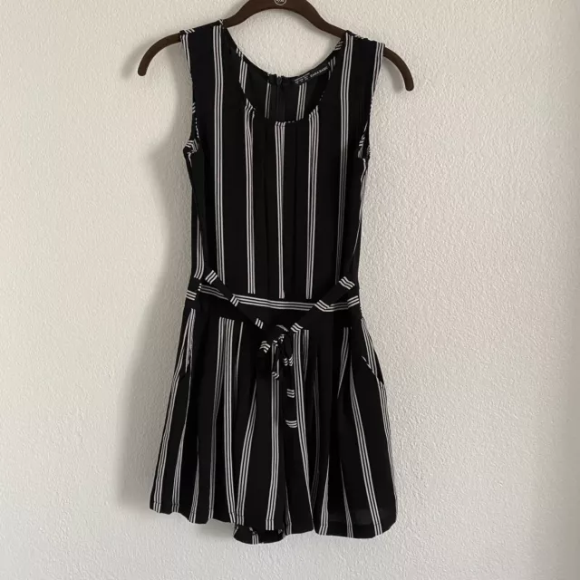 Zara Basic Women's Black/White Striped Sleeveless Shorts Romper Size Medium