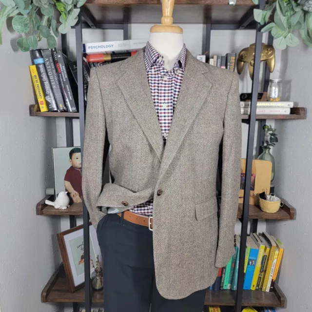 VTG Haggar Men's Tweed Sport Coat Blazer Two Button Herringbone Plaid Wool 44R