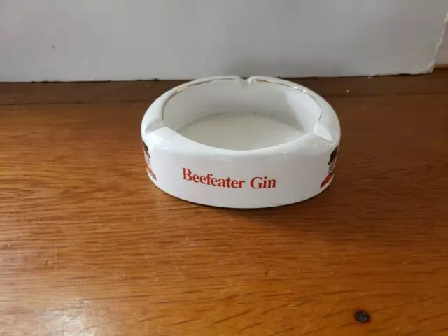 Beefeater Gin Gold Trim Ceramic Ashtray, Made in England