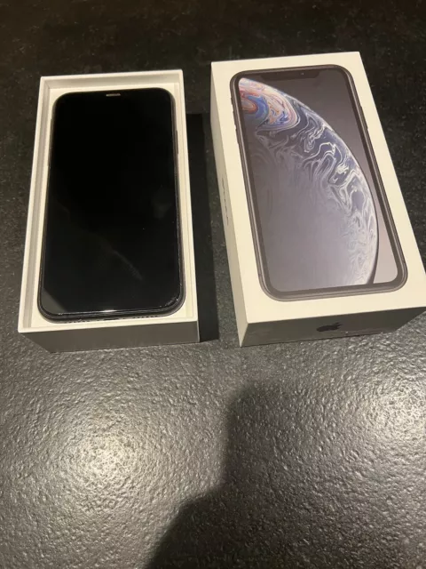 Apple iPhone XR - 64 Go - Noir (Désimlocké) A2105