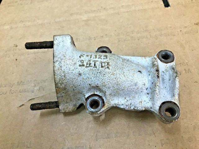 2006 OEM  Kawasaki Vulcan VN750    EXHAUST MANIFOLD