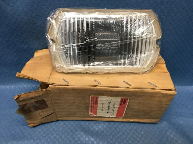 NOS Lucas Square 8 Fog Lamp Lens "Foreign Glass" 54527265 Shelby TR6 Jag Rover