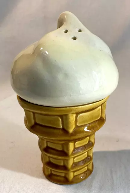 Vintage Made In USA Ice Ceramic Ice Cream Cone Pepper Shaker