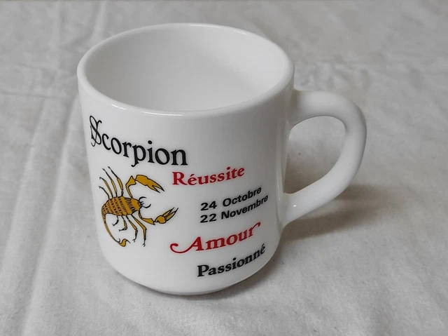 Mug Vintage Arcopal – Signe Du Zodiaque Vierge – Verre Coloré