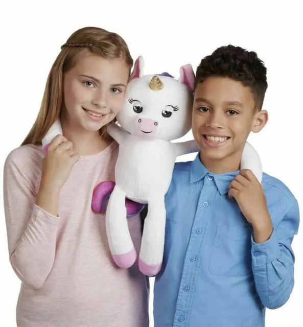 Fingerlings GIGI HUGS Kids Interactive Plush Unicorn Pet Toy - White BNIB