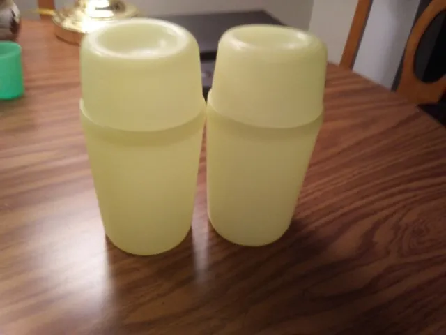 vintage tupperware quik shake Vacu Mixer from the Millionaire  line