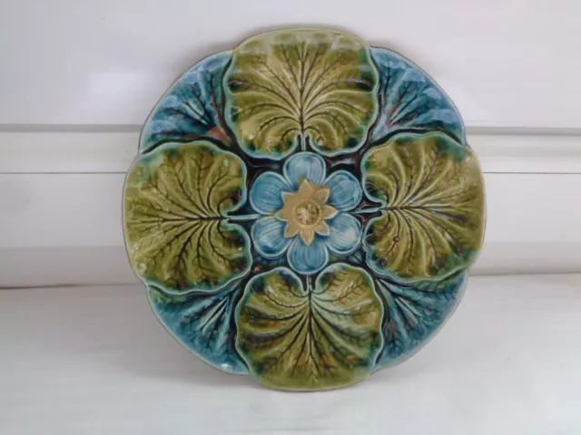Assiette Barbotine Belge Wasmuel Decor Fleur Et Feuilles  N°1