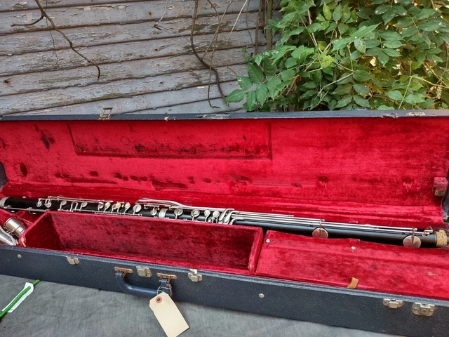 CLARINET - CONTRA ALTO - BUNDY - SELMER - KEY OF EEb - READY FOR TH CLARINET - CONTRA ALTO - BUNDY - SELMER - KEY OF EEb - READY FOR TH