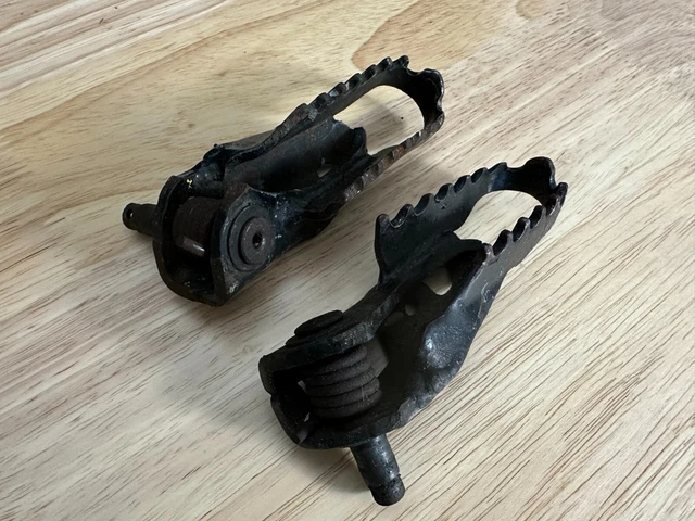 1989 Honda CR125R CR250R CR500R Footpegs