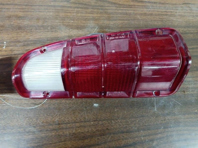 Passenger Tail Light Sweptline Fits 72-80 DODGE 100 PICKUP 8465607