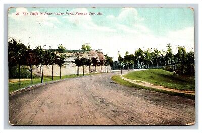 Cliffs in Penn Valley Park, Kansas City Missouri MO Postcard