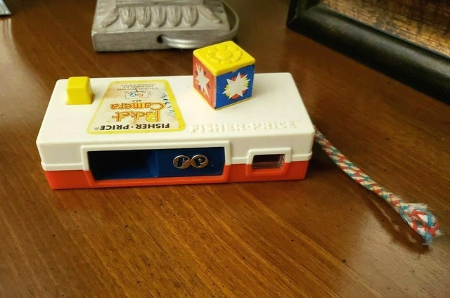 Vintage 1974 Fisher Price Toys Pocket Camera  #464 Trip To The Zoo Works Great