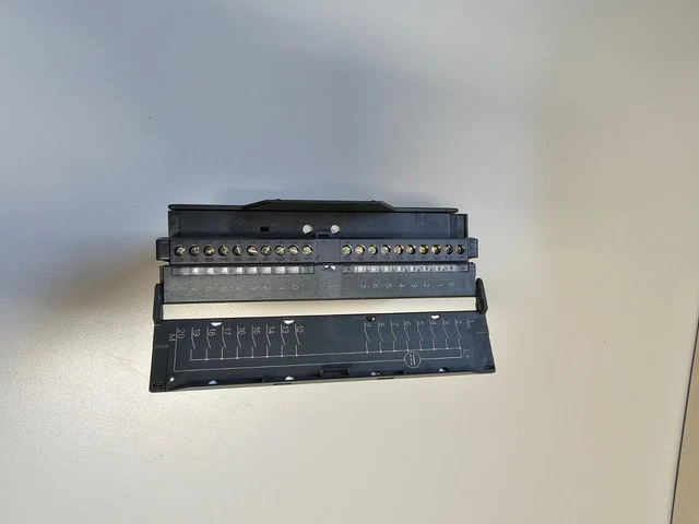 Siemens Simatic S7 PLC - S7-300 Analog input 6ES7331-7KF02-0AB0 3