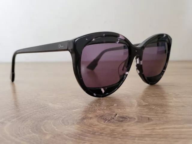 Christian Dior DiorMania 2 Sunglasses Made in Italy - Authentic - USED