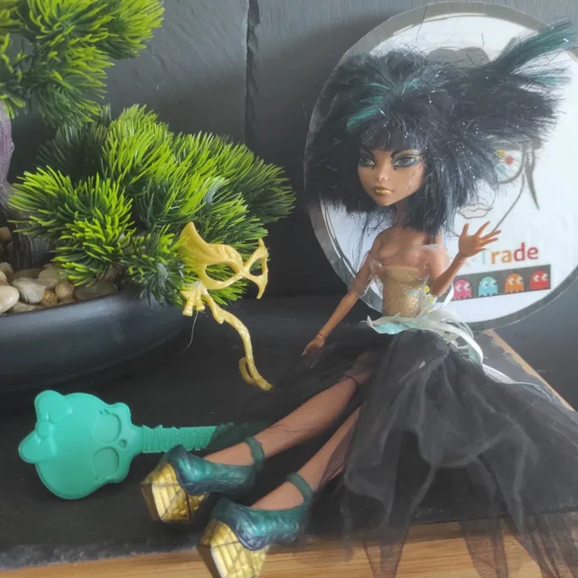 Monster High Doll Poupée Cléo De Nil Ghoul's Rules #geektrademonterhigh