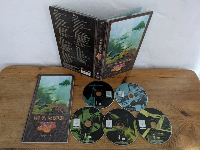 YES – IN A Word: Yes (1969 - ) 5x CD Set Rhino Records R2 78186 NM