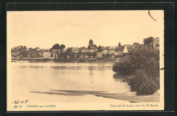 CPA Cosne-sur-Loire, view of the Loire towards Pecherie