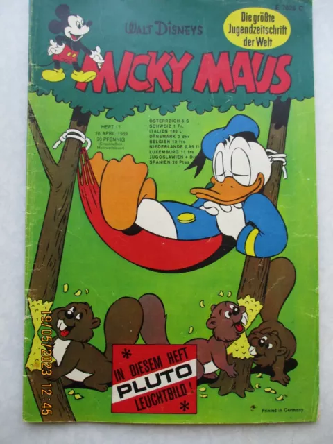 Micky Maus, Heft 17 von 1969, mit Sammelmarke und Klappseiten