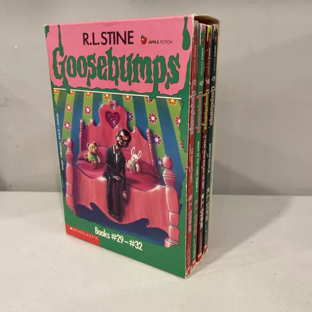 Goosebumps Box Set #29-32 Very Good Condition Vintage 90s RL Stine