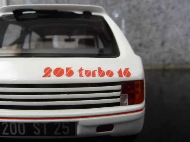 1:18 Ottomobile Otto, Peugeot 205 T16